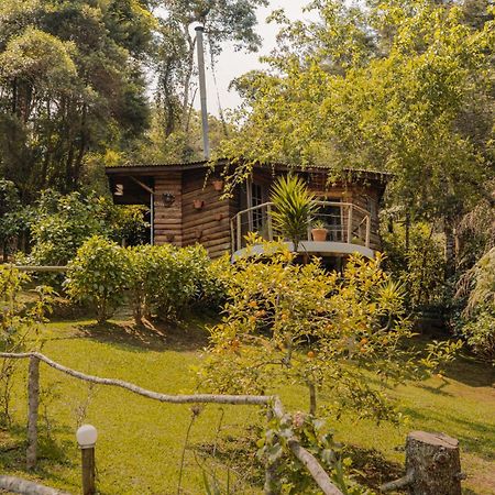 Pousada Uma Ilha Na Montanha Campos do Jordao Exterior photo